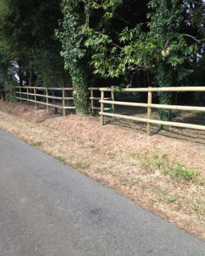 Lisses pin ½ rond diam 12 L.3m